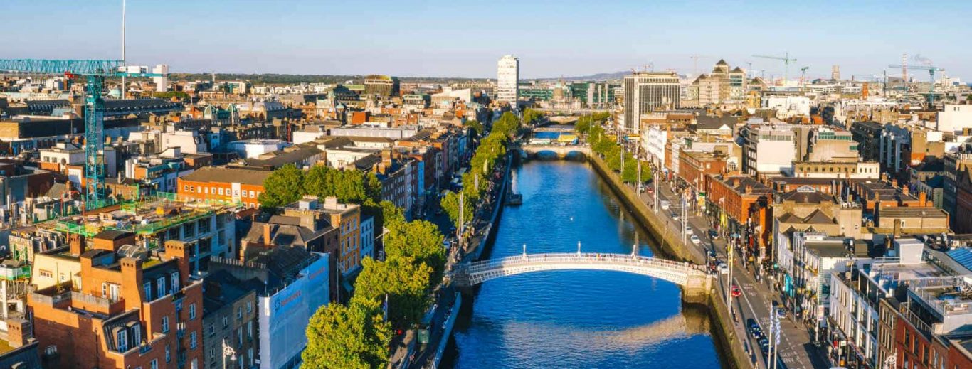 Vue du pont Ha'penny, Dublin, Irlande
